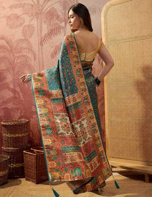 Teal viscose silk position print saree with contrast blouse piece 4
