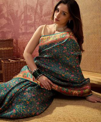 Teal viscose silk position print saree with contrast blouse piece 5
