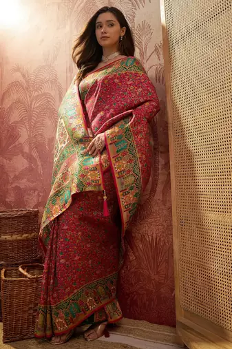 Pink viscose silk position print saree with contrast blouse piece