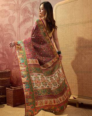 Purple viscose silk position print saree with contrast blouse piece 4