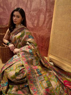 Green viscose silk position print saree with contrast blouse piece 5