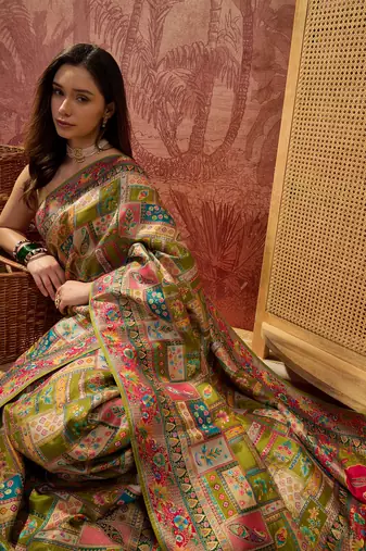 Green viscose silk position print saree with contrast blouse piece