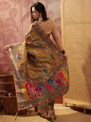 Mustard viscose silk position print saree with contrast blouse piece 4