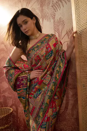 Pink viscose silk position print saree with contrast blouse piece