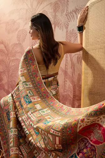 Off white viscose silk position print saree with contrast blouse piece