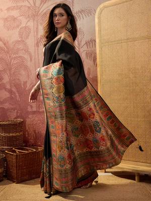Black viscose silk position print saree with contrast blouse piece 2