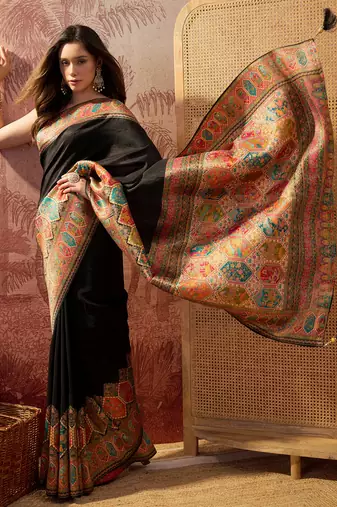 Black viscose silk position print saree with contrast blouse piece