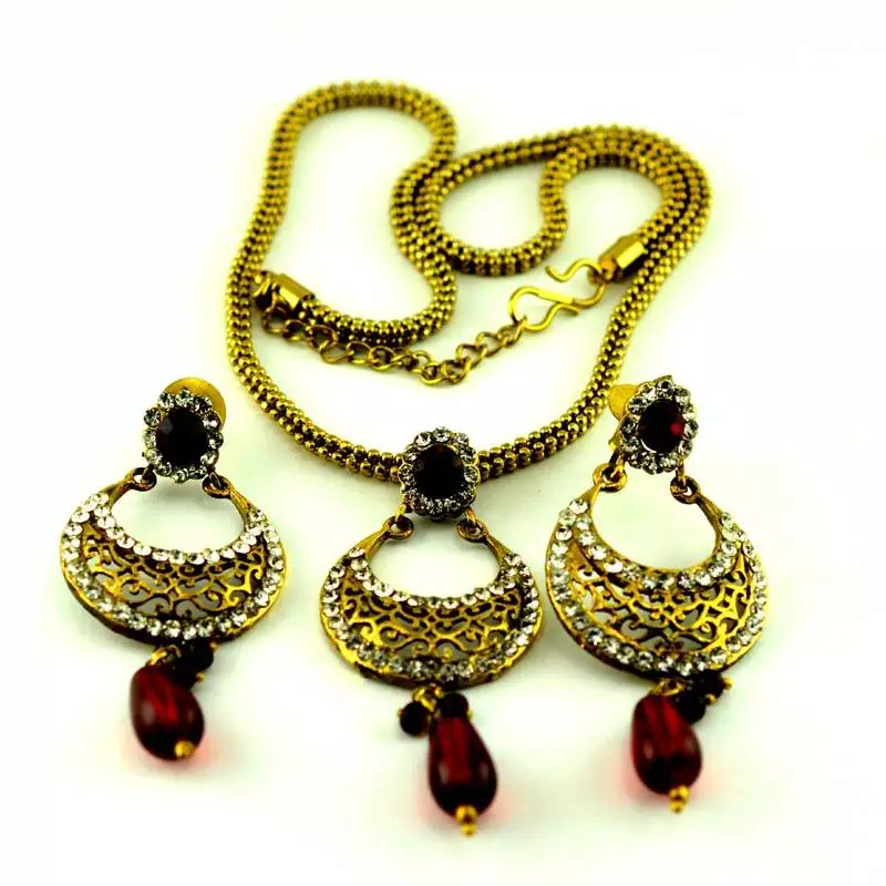 Micro Platted Necklace With Earing