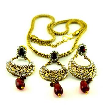 Micro Platted Necklace With Earing 2