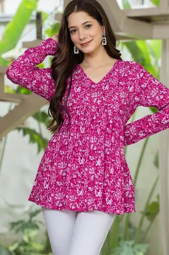 Pink floral printed cotton tunic short kurti top for women