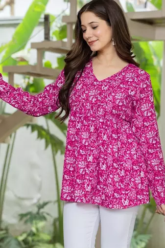 Pink floral printed cotton tunic short kurti top for women