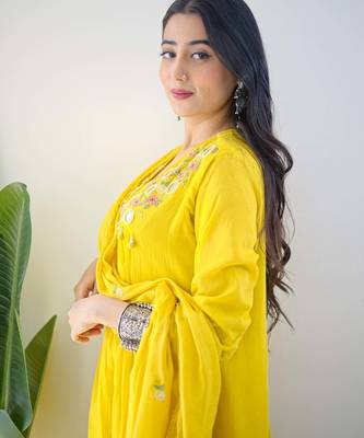 Yellow embroidered cotton kurta pant with dupatta 4