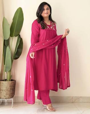 Pink embroidered cotton kurta pant with dupatta 2