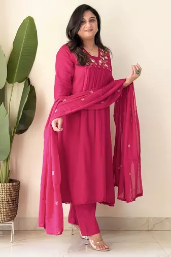 Pink embroidered cotton kurta pant with dupatta