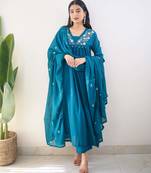 Blue embroidered cotton kurta pant with dupatta