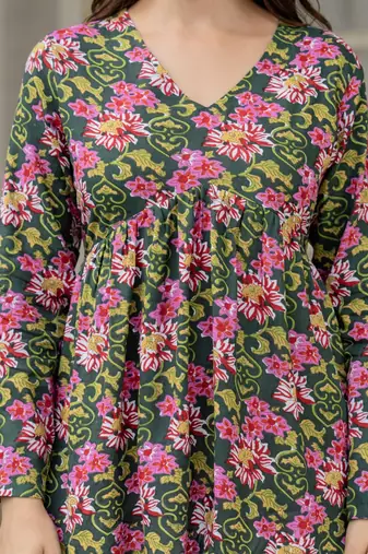 Green floral printed cotton tunic short kurti top for women