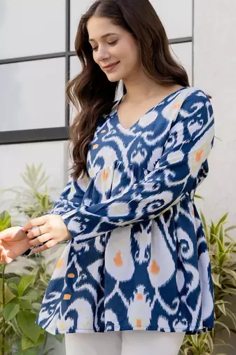 Blue floral printed cotton tunic short kurti top for women