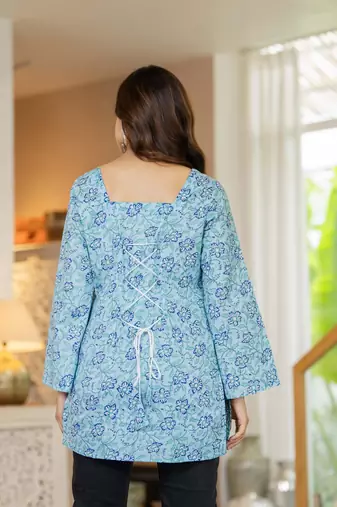 Blue floral printed cotton tunic short kurti top for women