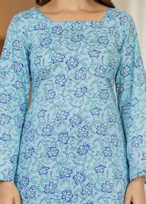 Blue floral printed cotton tunic short kurti top for women 5