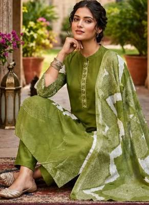 Olive Green Leheriya Print Kurta Set 3