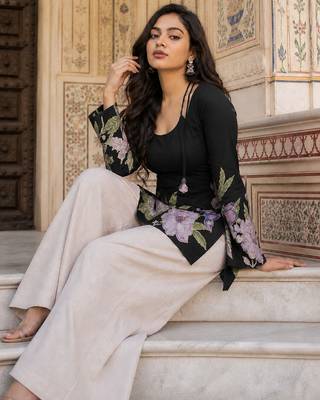 Black floral printed cotton tunic short kurti top for women 3