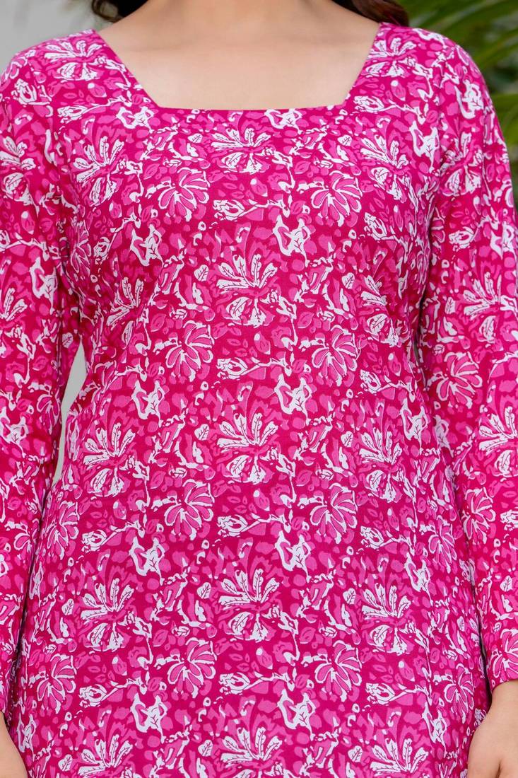 Pink floral printed cotton tunic short kurti top for women