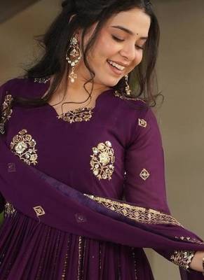 Violet georgette readymade anarkali suit with embroidery & zari work 2