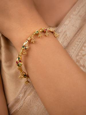 Set of 2 gold plated kundan kashmiri bangles 5