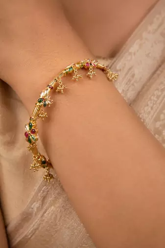Set of 2 gold plated kundan kashmiri bangles