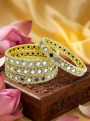 Gold plated set of 4 square mirror bangle set 1