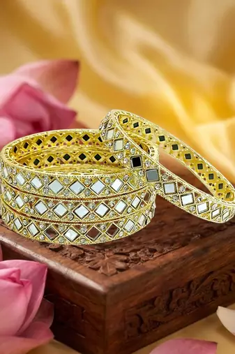 Gold plated set of 4 square mirror bangle set