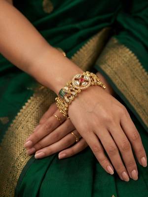 Set of 2 kundan elephant  gold plated bridal screw kada bangles 5