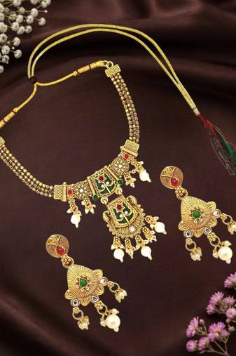 Gold plated green heritage necklace set