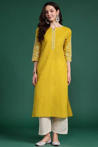 Floral embroidered kurta