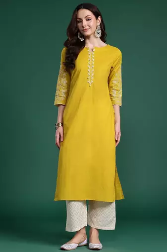 Floral embroidered kurta