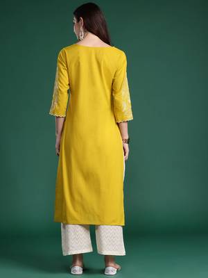 Floral embroidered kurta 5