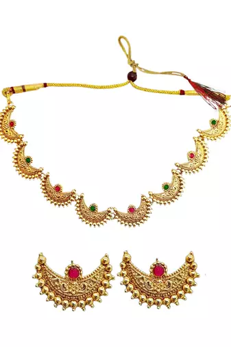 Gold plated chandrakor necklace set