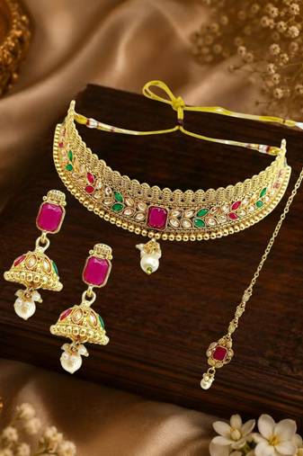 Multicolor traditional choker set