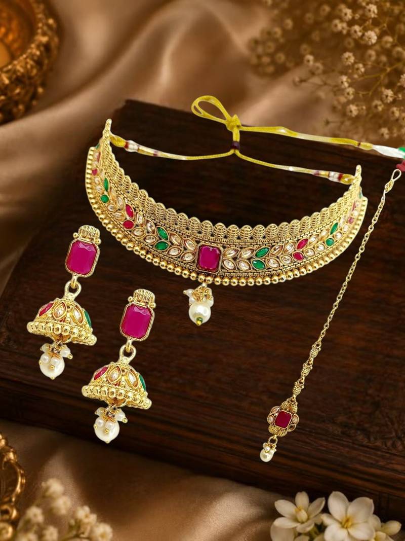 Multicolor traditional choker set