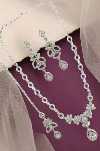 Silver plated american diamond leafy necklace set