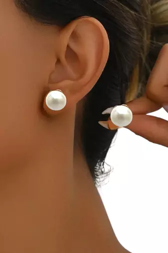 Gold plated beads stud earrings
