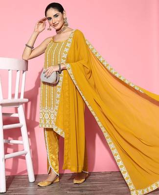 Women ethnic motifs poly georgette print parade kurta set 1