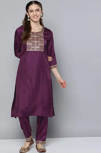 Women purple ethnic motifs embroidered sequinned kurta with trousers