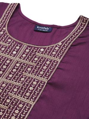 Women purple ethnic motifs embroidered sequinned kurta with trousers 2