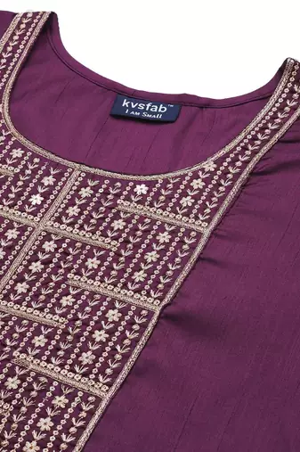 Women purple ethnic motifs embroidered sequinned kurta with trousers
