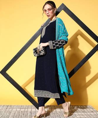 Women blue ethnic motifs embroidered kurta with trousers & with dupatta 2