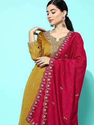 Women yellow floral embroidered regular sequinned kurta with palazzos & with dupatta 2