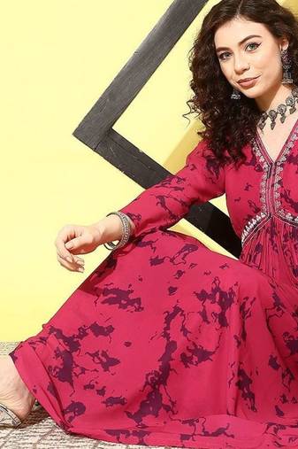 Women printed pleated kurta with palazzos