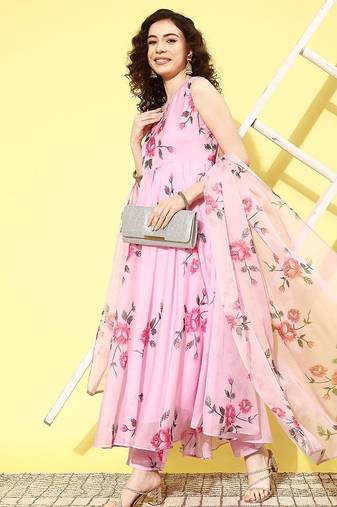 Women floral printed pleated gotta patti kurta with trousers