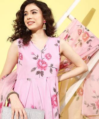 Women floral printed pleated gotta patti kurta with trousers 2